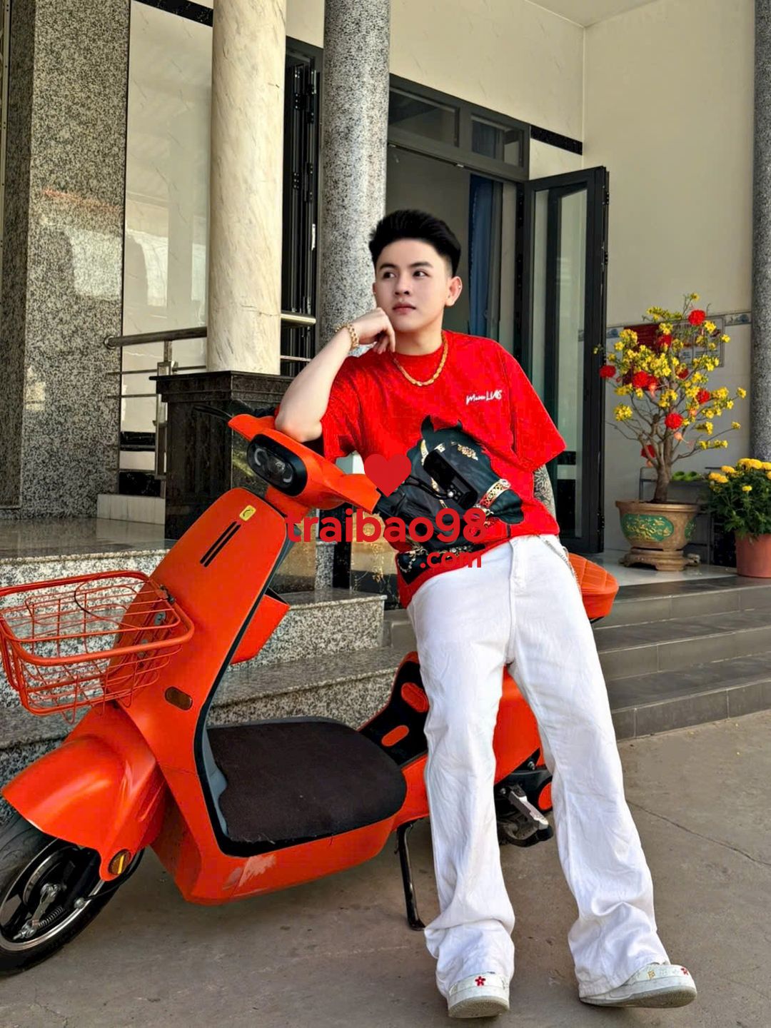 Bunno tại Sài Gòn
